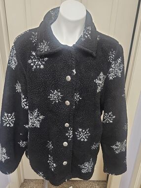White Stag Black Sherpa Jacket with White Snowflake Motif